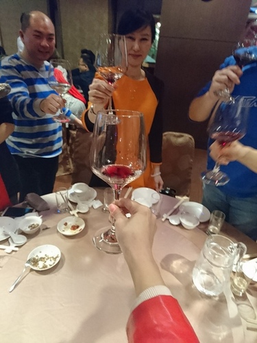 20150305紅色春酒趴 (25).jpg - 2016年品酒誌