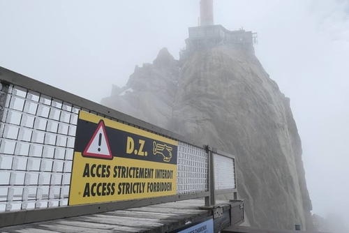 20170711夏慕尼南針山纜車 (19).jpg - 2017醉飲法義