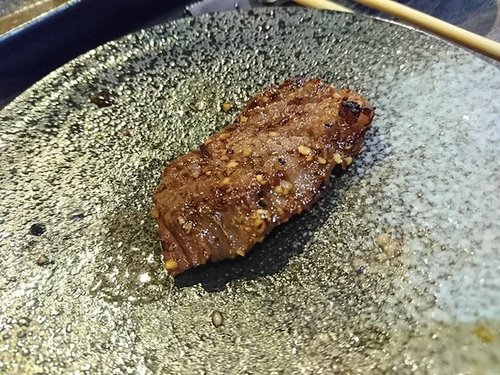 20161015燃二店和牛配紅酒 (34).jpg - 2016年品酒誌