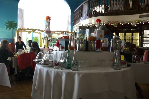 42 旋轉木馬餐廳早餐14.jpg - 醉飲南法