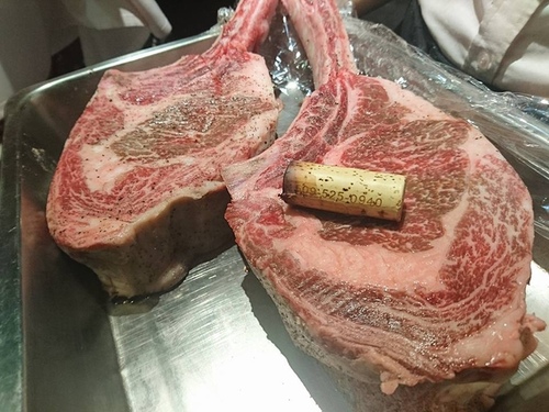 20161019戰斧和牛 布查花園 (6).jpg - 2016年品酒誌