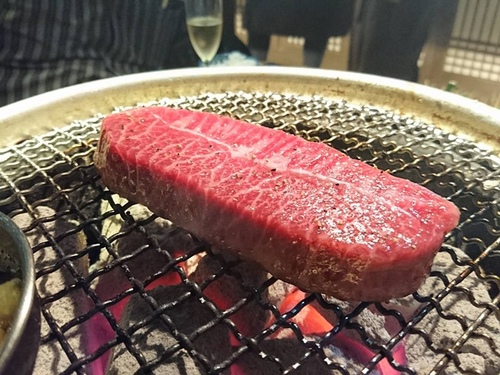 20161015燃二店和牛配紅酒 (18).jpg - 2016年品酒誌