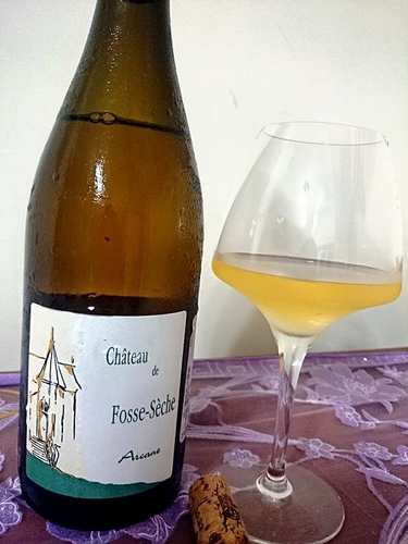 20140623u7f85u4e9eu723eu6cb3u5e25u54e5u767du9152 (1).jpg - 2015u5e74u54c1u9152u8a8c