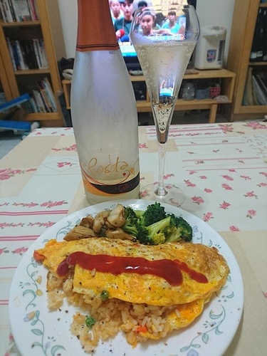 20170430SAVIOE八卦酒 (2).jpg - 2017年品酒誌