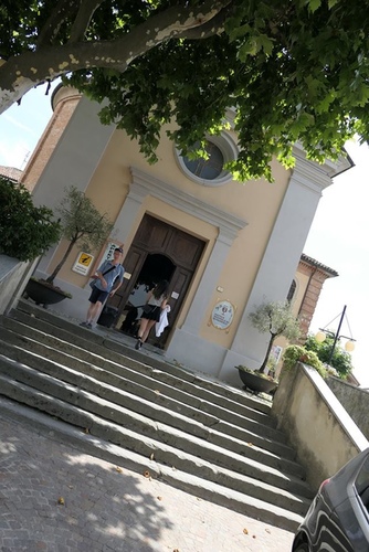 20170708 賣酒教堂前午餐 (3).jpg - 2017醉飲法義