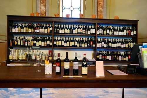 20170708 賣酒教堂前午餐 (7).jpg - 2017醉飲法義